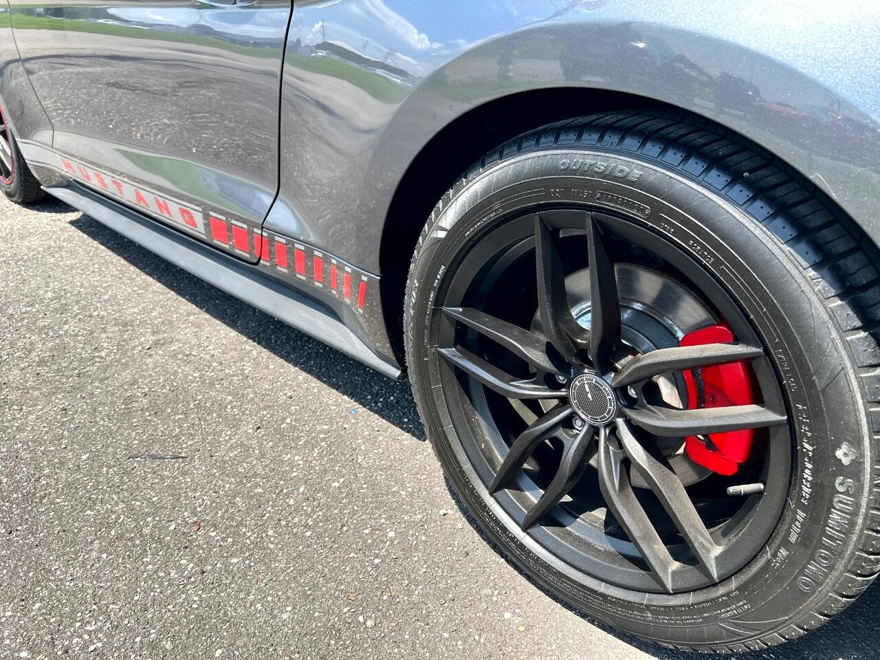 Ford Mustang EcoBoost Coupe 2020