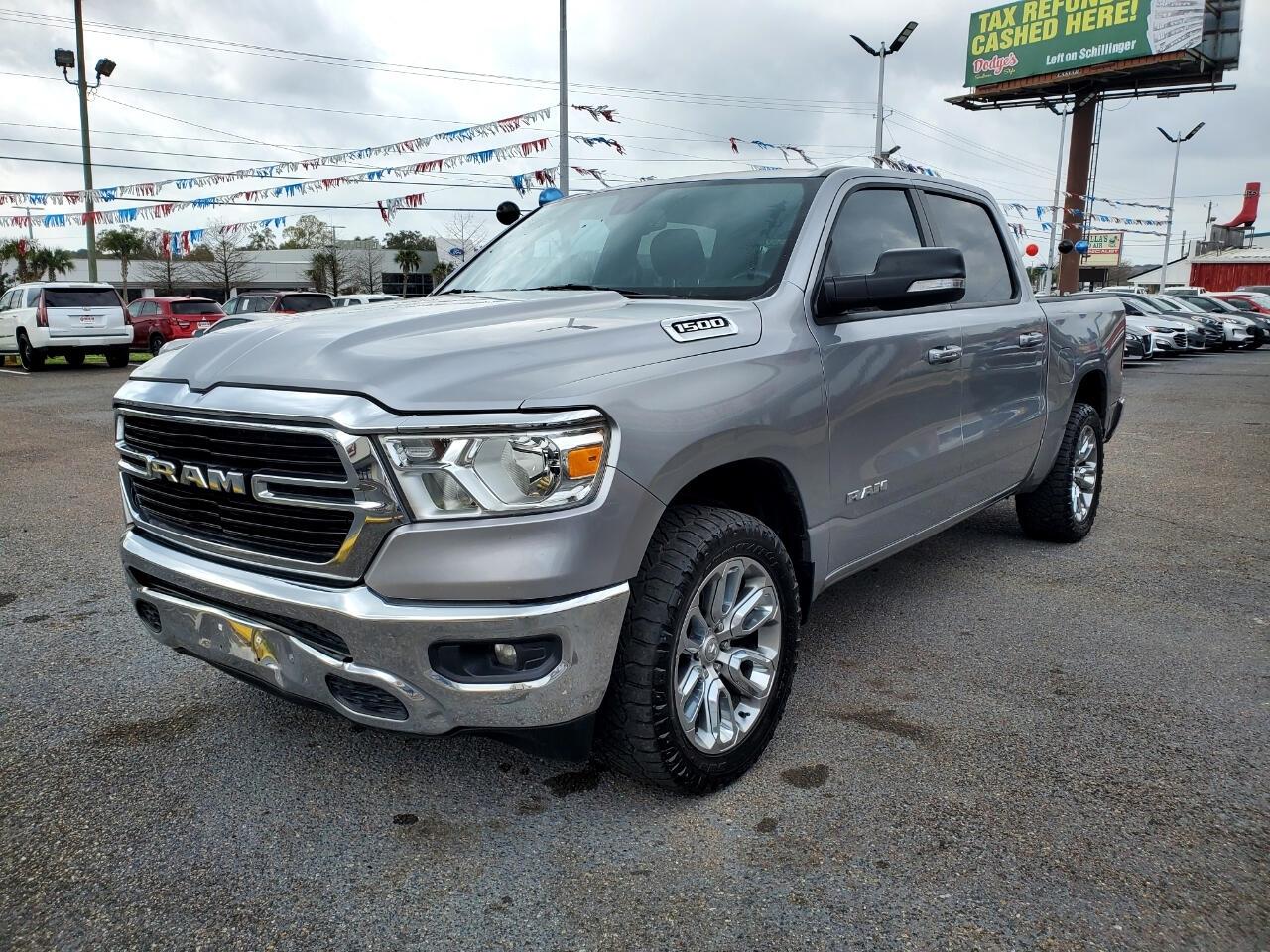 RAM 1500 Big Horn Crew Cab SWB 4WD 2019