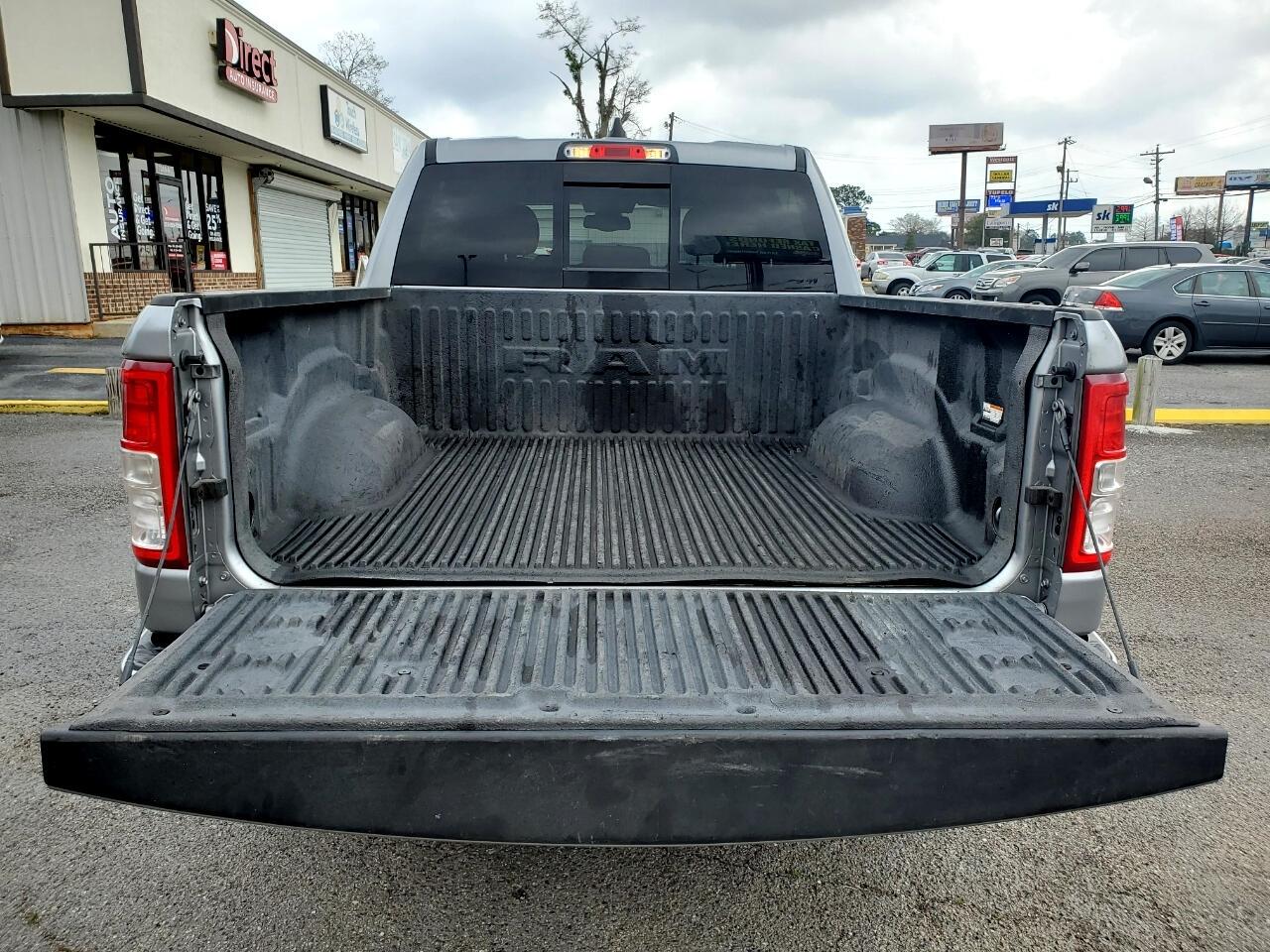 RAM 1500 Big Horn Crew Cab SWB 4WD 2019