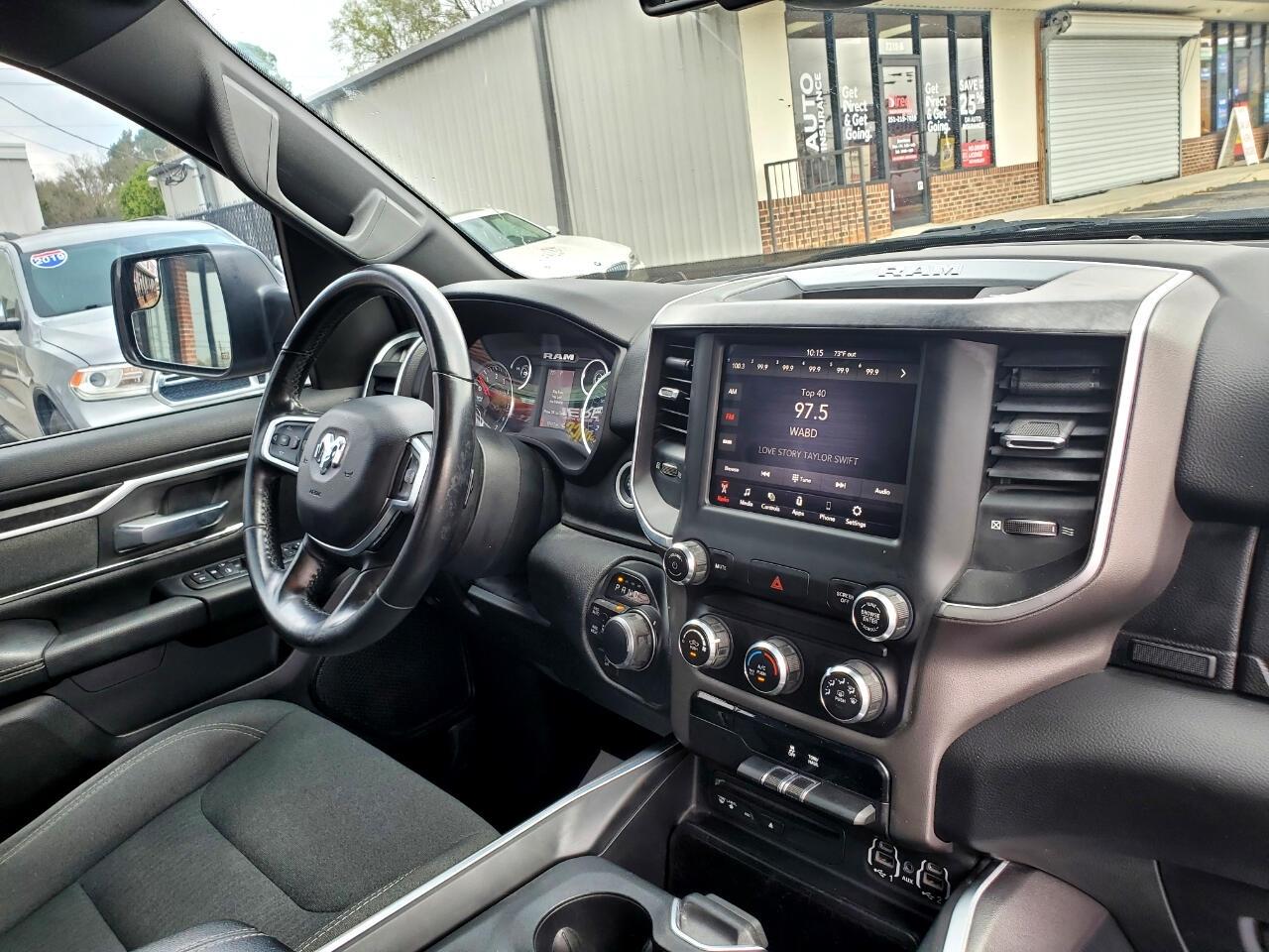 RAM 1500 Big Horn Crew Cab SWB 4WD 2019