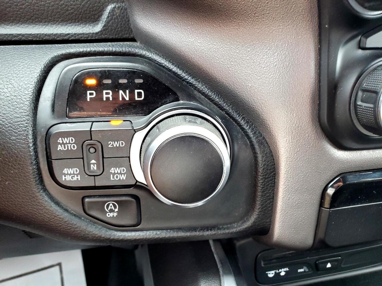 RAM 1500 Big Horn Crew Cab SWB 4WD 2019