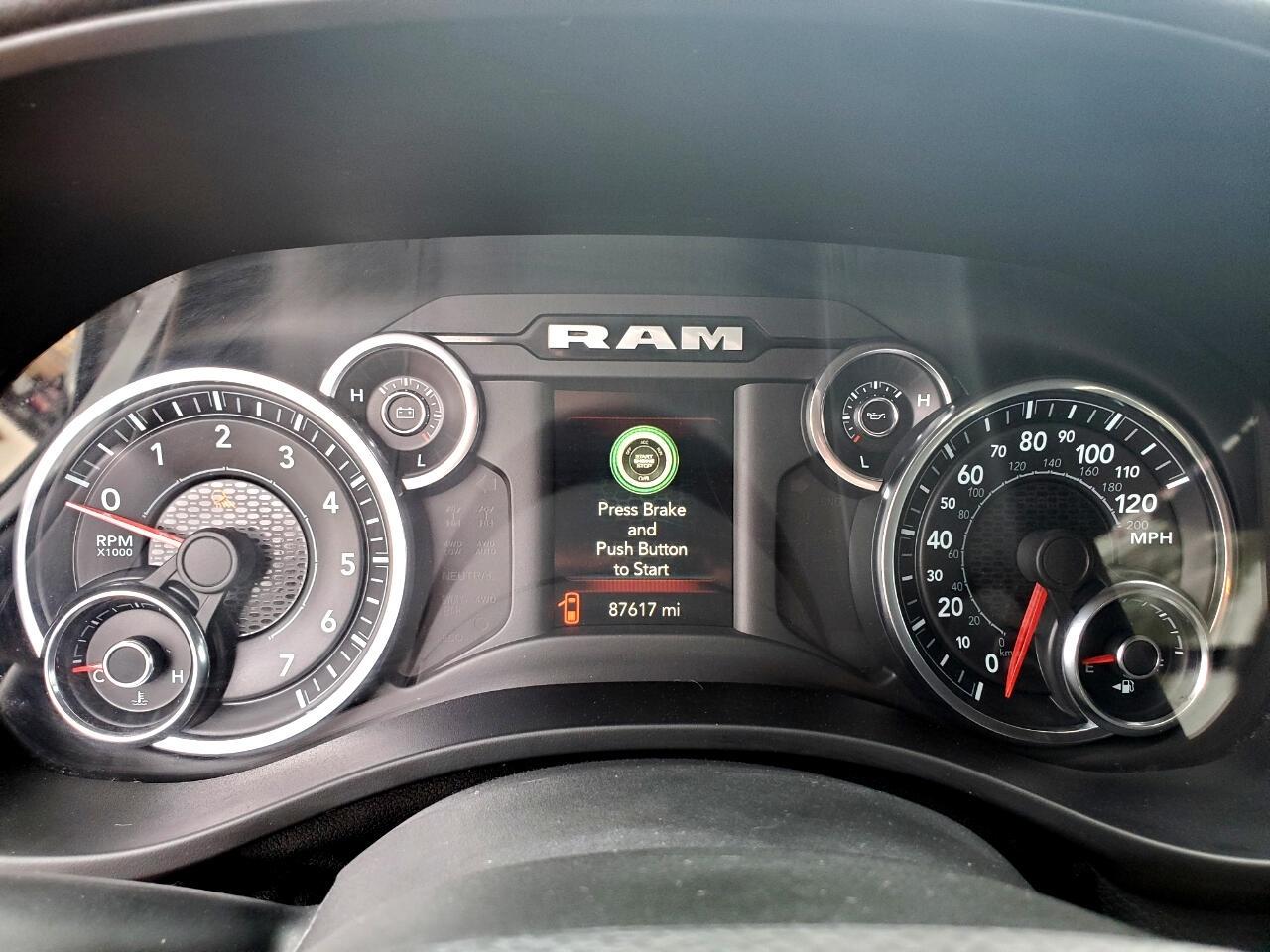 RAM 1500 Big Horn Crew Cab SWB 4WD 2019