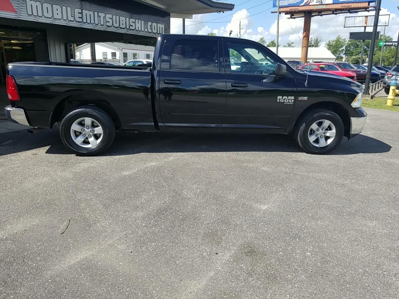 RAM 1500 Classic Tradesman Crew Cab LWB 4WD 2020