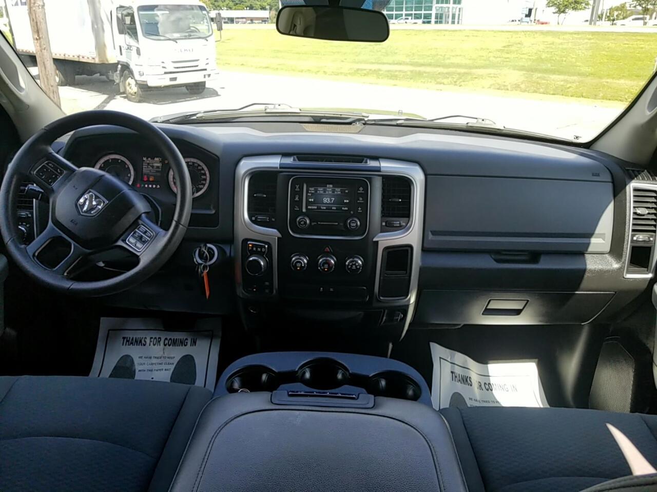 RAM 1500 Classic Tradesman Crew Cab LWB 4WD 2020