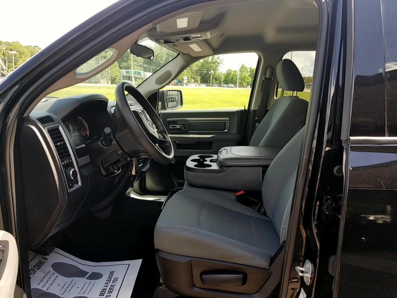 RAM 1500 Classic Tradesman Crew Cab LWB 4WD 2020