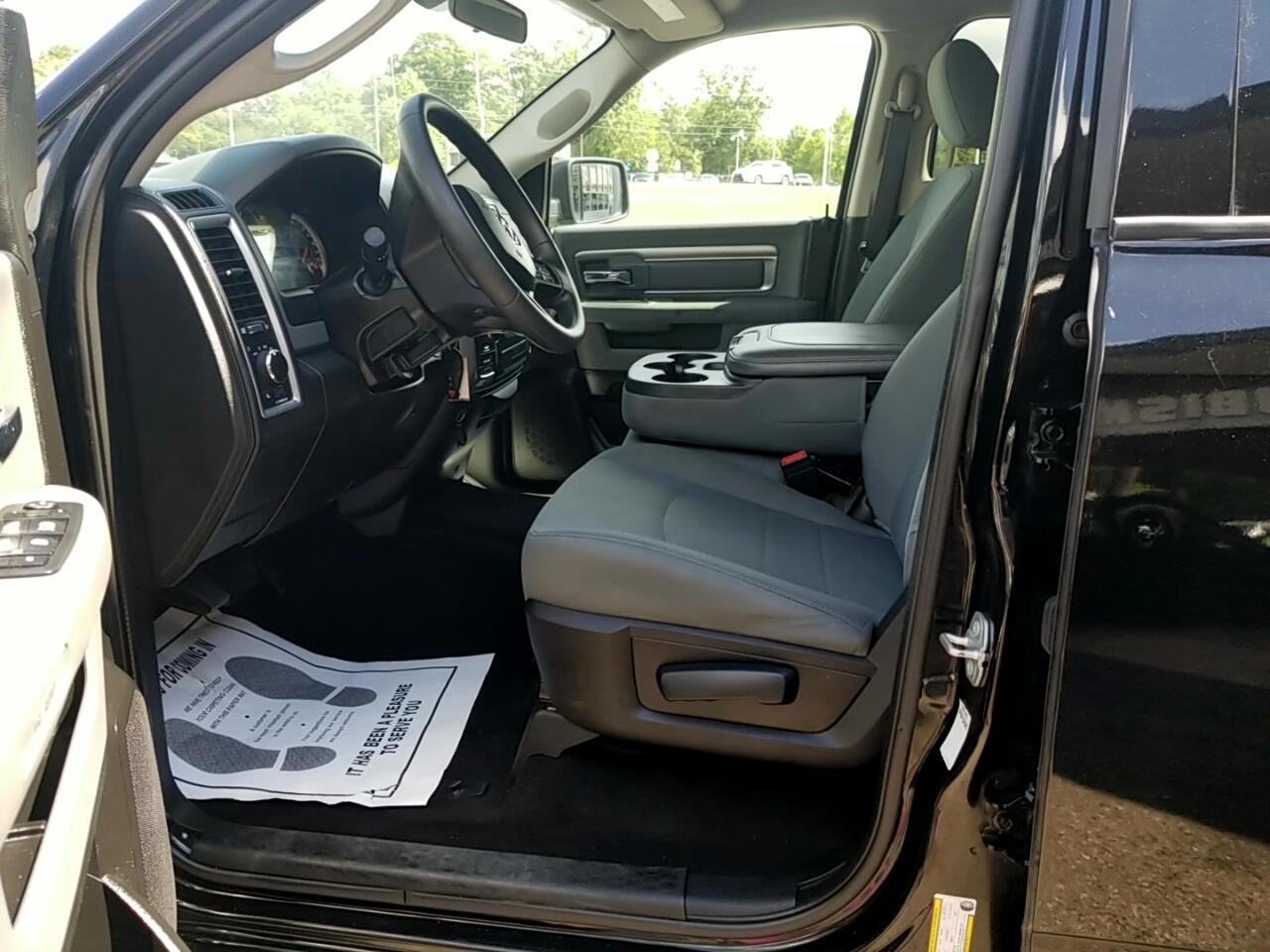 RAM 1500 Classic Tradesman Crew Cab LWB 4WD 2020