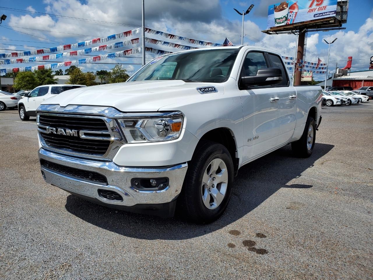 RAM 1500 Big Horn Quad Cab 4WD 2020
