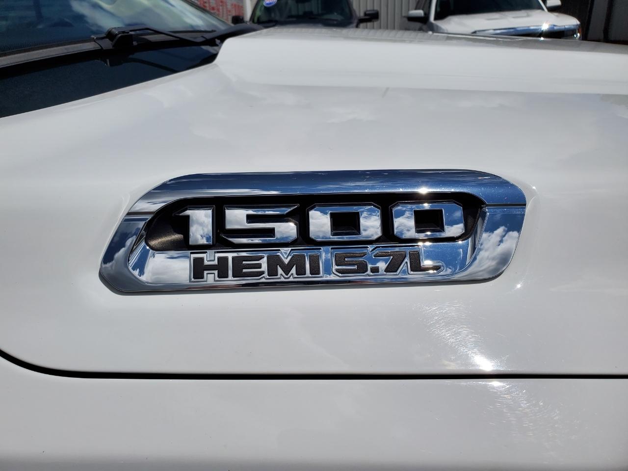 RAM 1500 Big Horn Quad Cab 4WD 2020