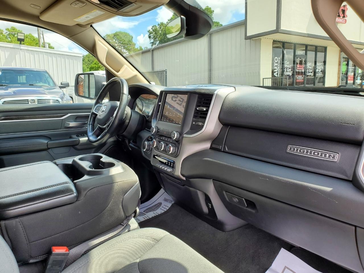 RAM 1500 Big Horn Quad Cab 4WD 2020