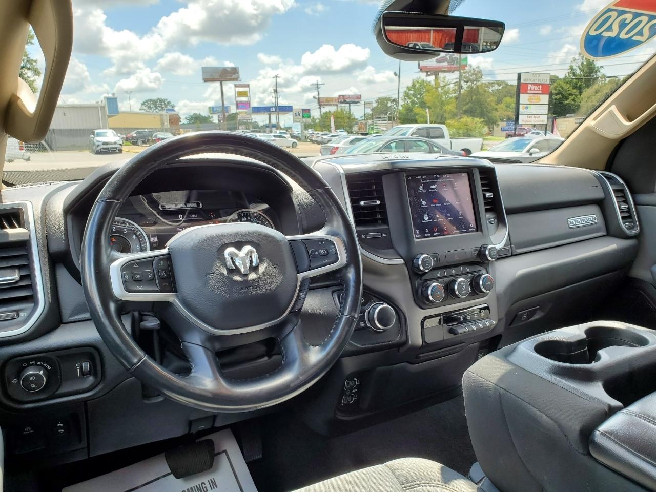 RAM 1500 Big Horn Quad Cab 4WD 2020