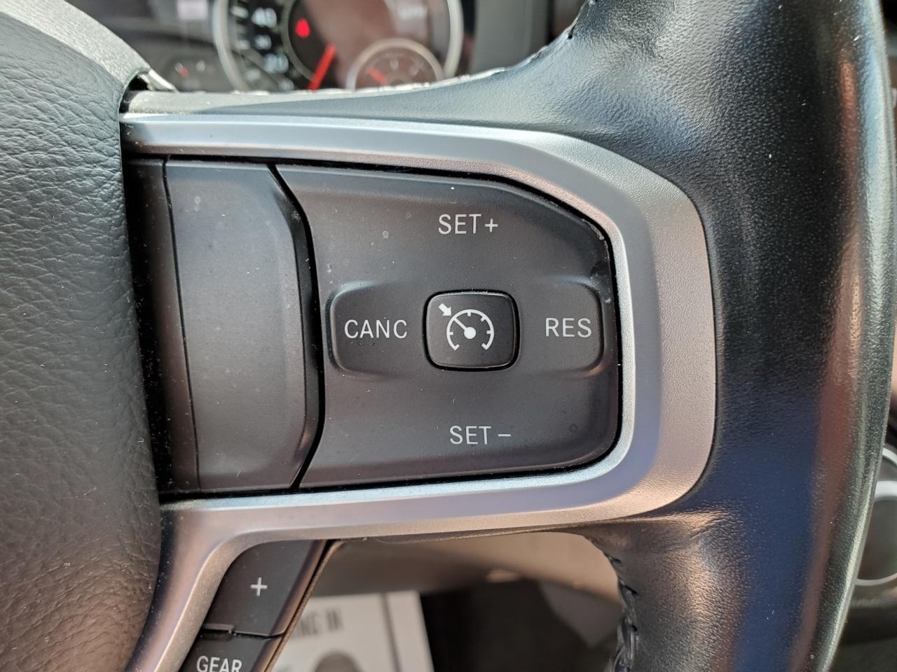 RAM 1500 Big Horn Quad Cab 4WD 2020