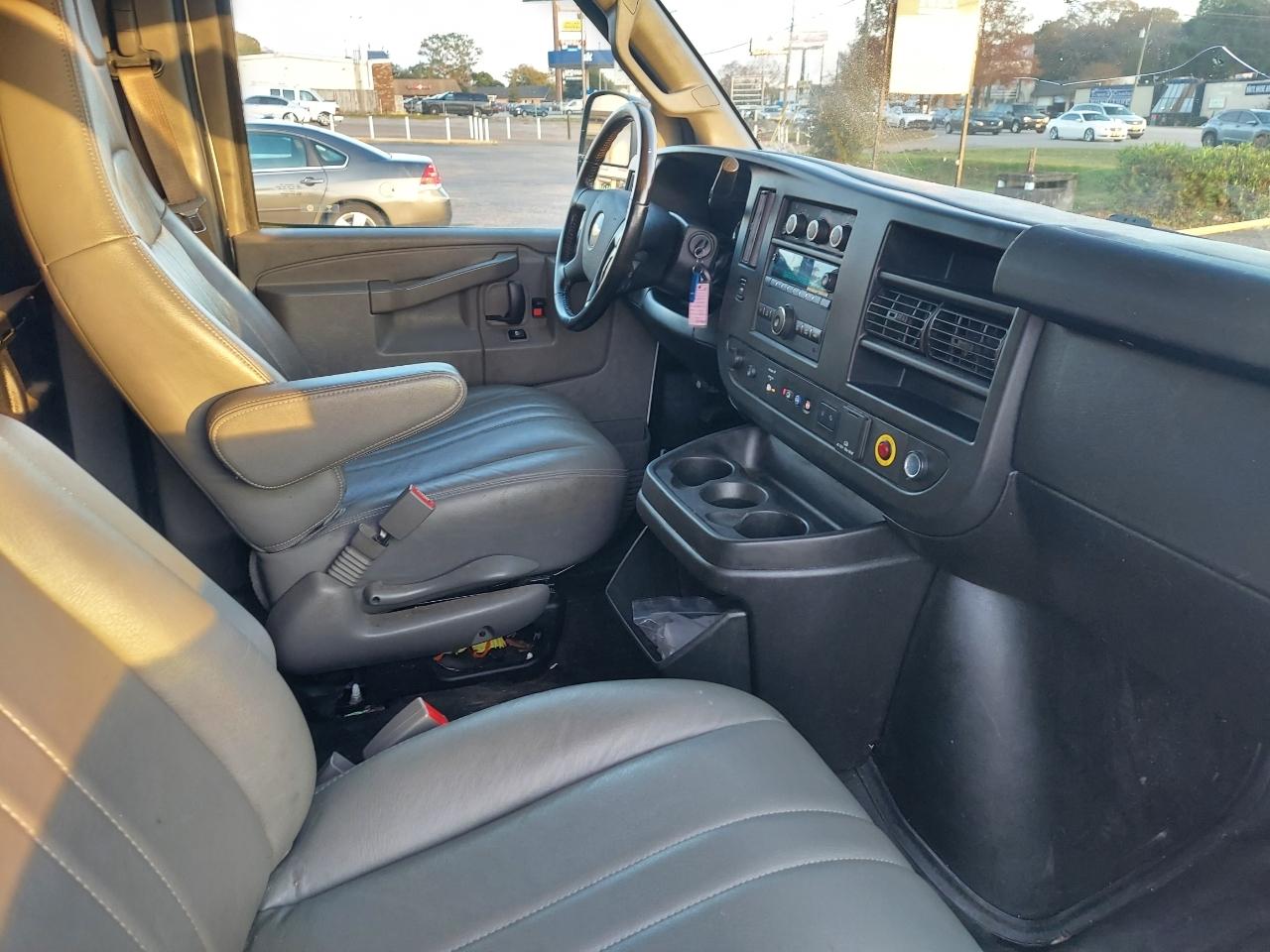 Chevrolet Express 2500 Cargo 2021