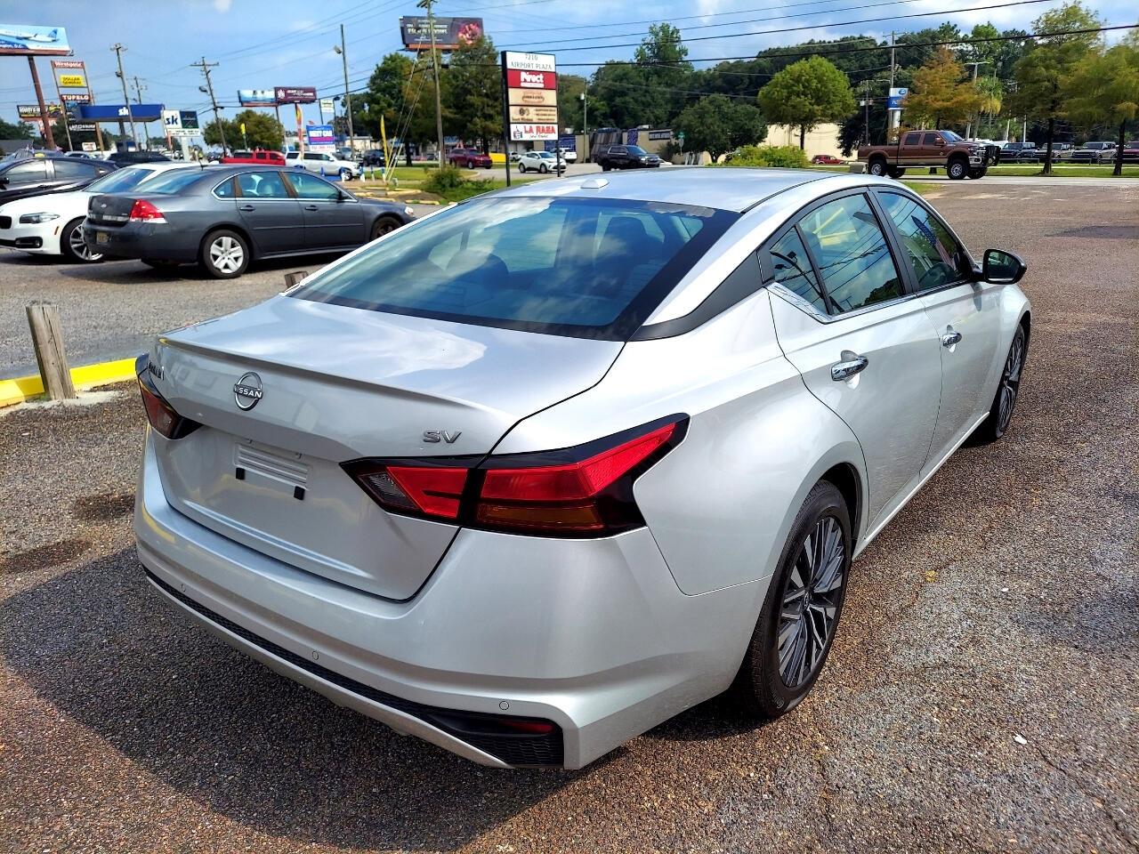 Nissan Altima 2.5 SV 2024
