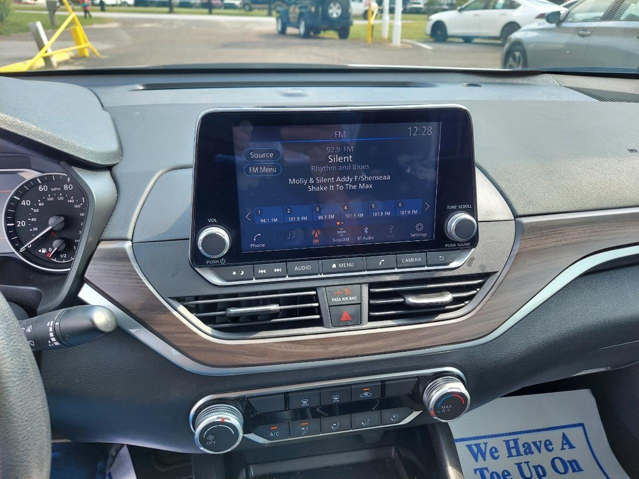 Nissan Altima 2.5 SV 2024