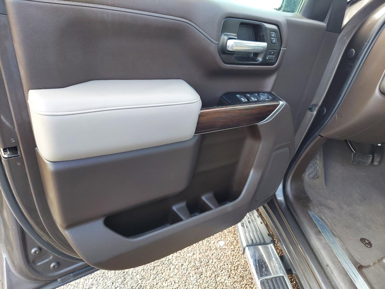 GMC Sierra 1500 SLT Crew Cab Long Box 2WD 2020