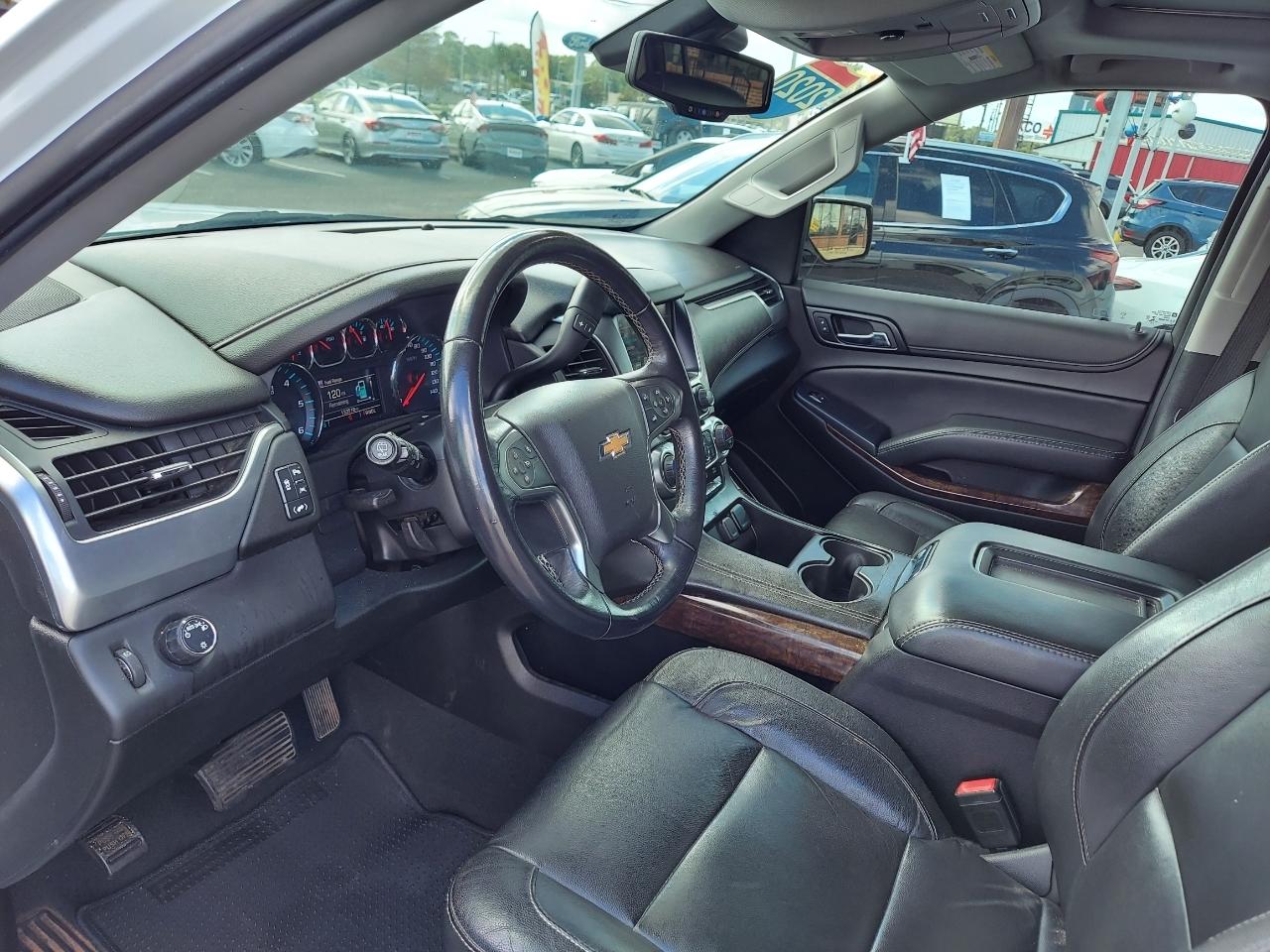 Chevrolet Suburban LT 2WD 2020