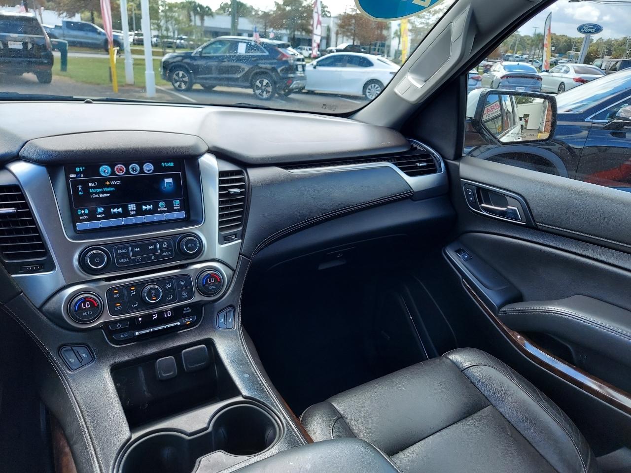 Chevrolet Suburban LT 2WD 2020