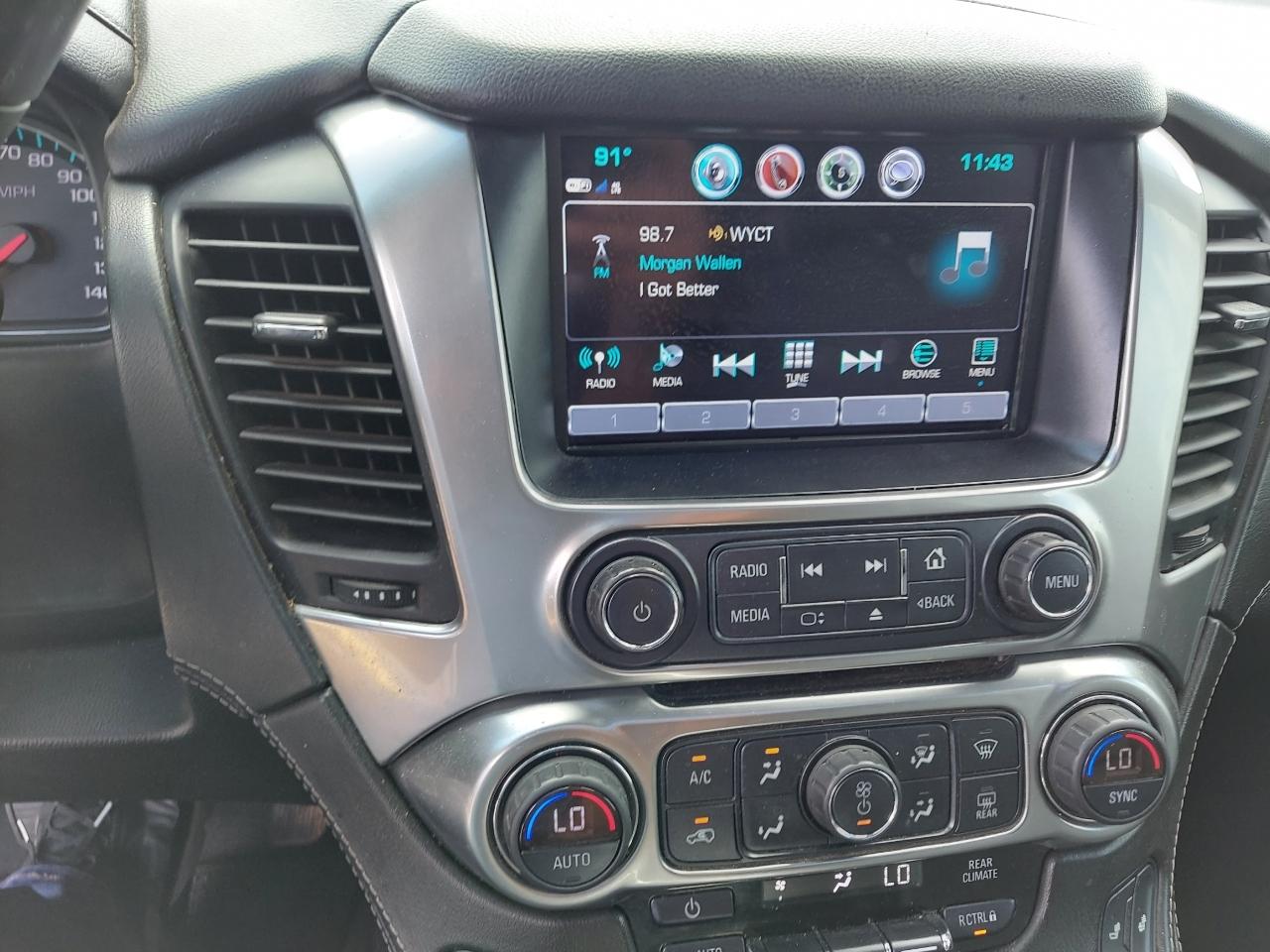 Chevrolet Suburban LT 2WD 2020