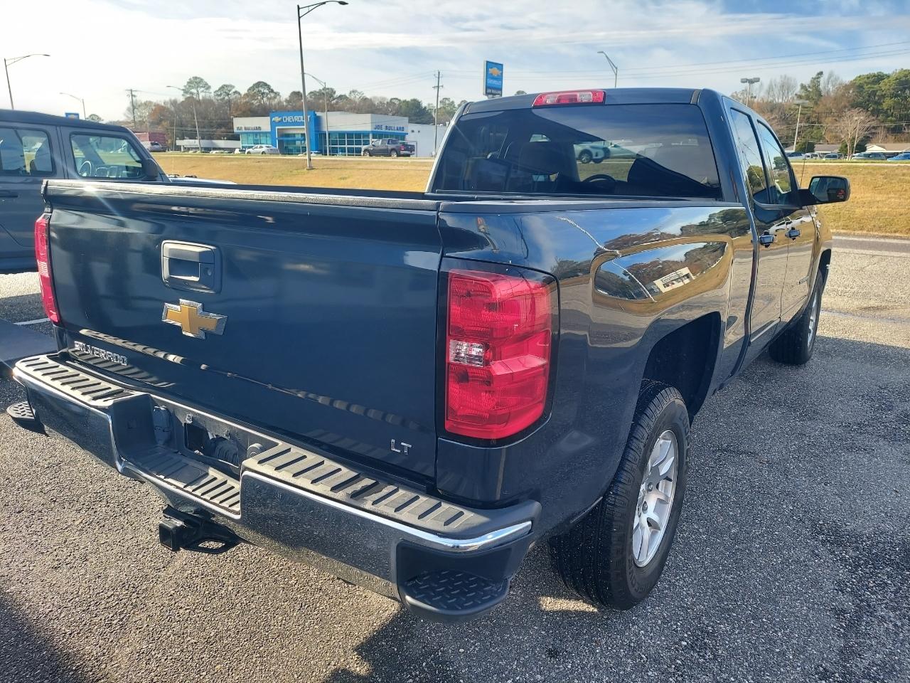 Chevrolet Silverado 1500 LT Double Cab 2WD 2018