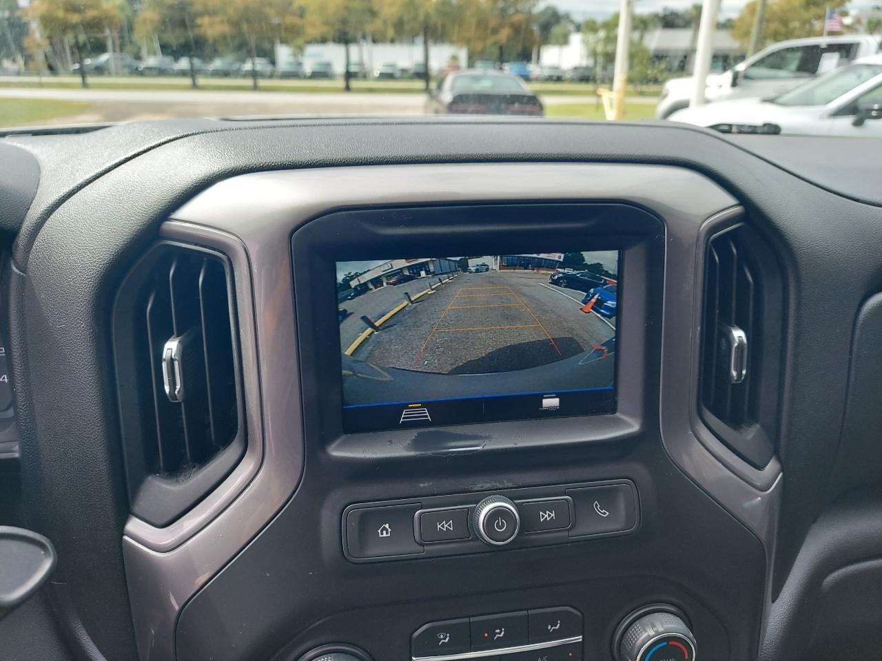 Chevrolet Silverado 1500 Custom Double Cab 2WD 2019