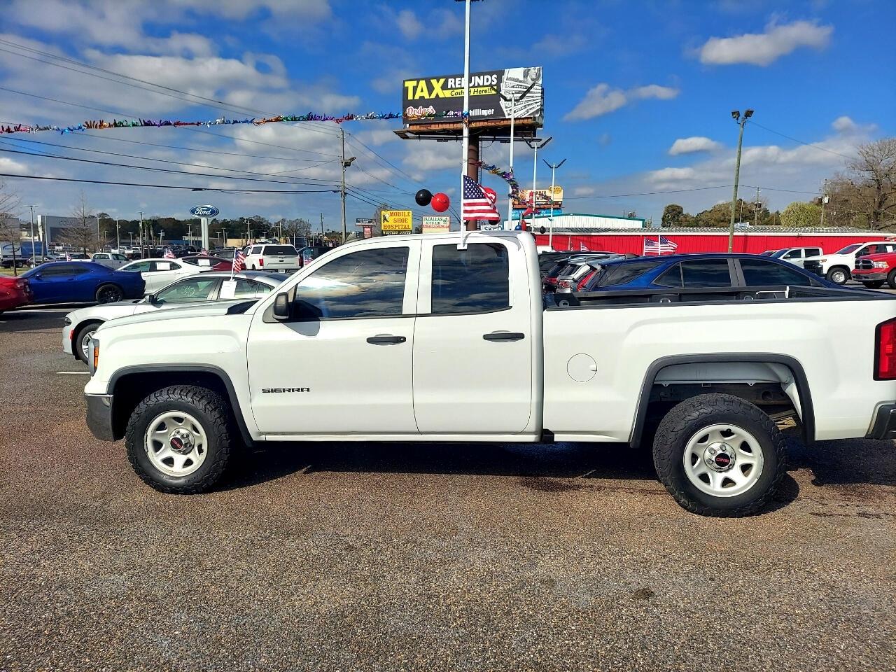 GMC Sierra 1500 Base Double Cab 2WD 2016