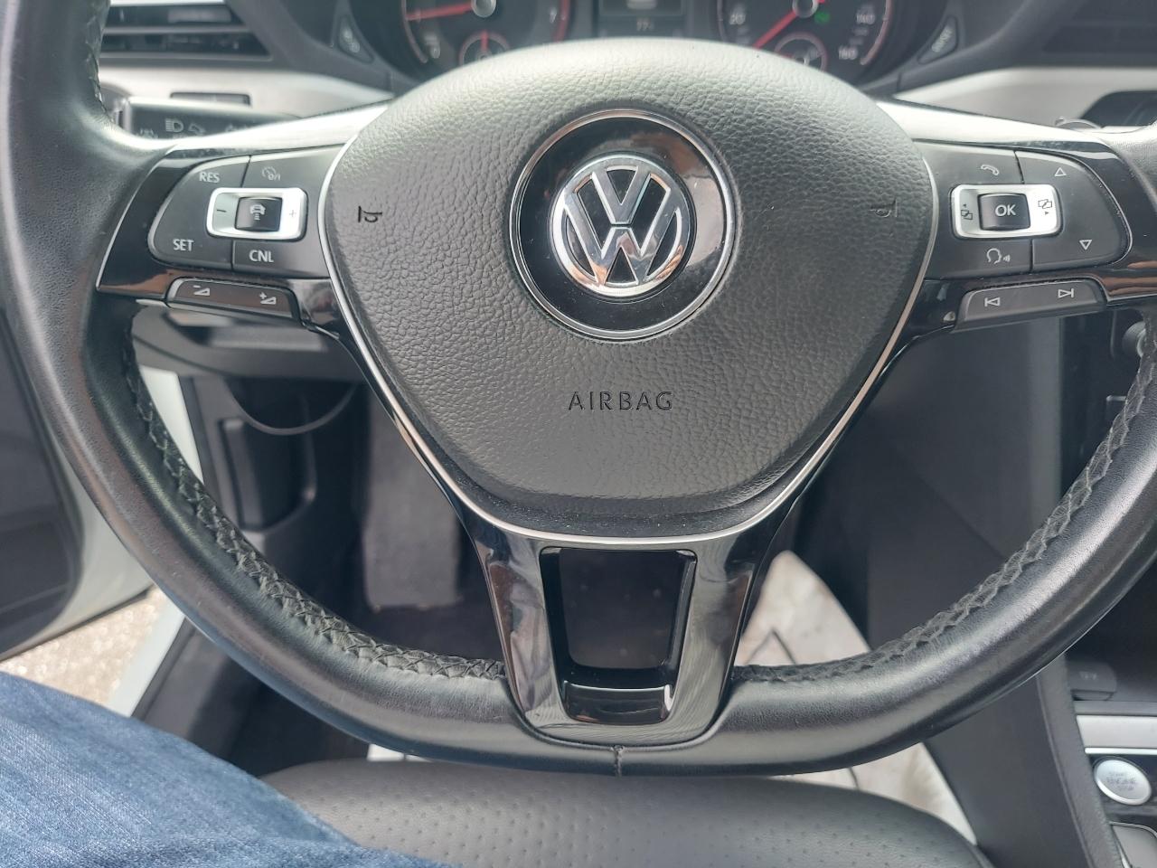 Volkswagen Passat SE 2020