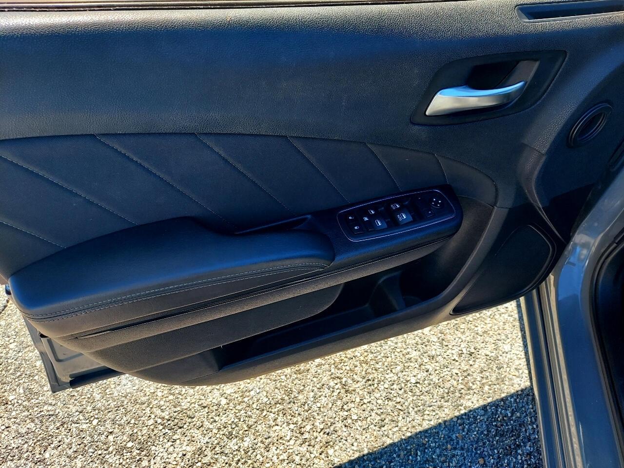 Dodge Charger SXT 2019