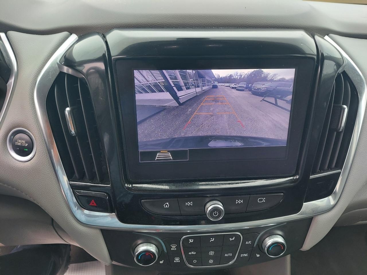 Chevrolet Traverse LT Leather FWD 2021