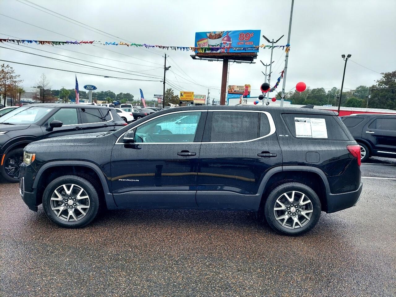 GMC Acadia SLE 2022