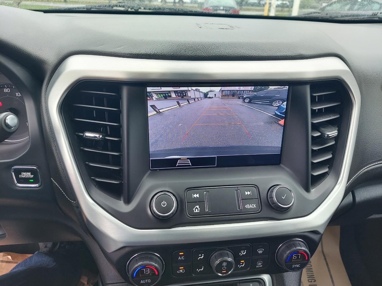GMC Acadia SLE 2022