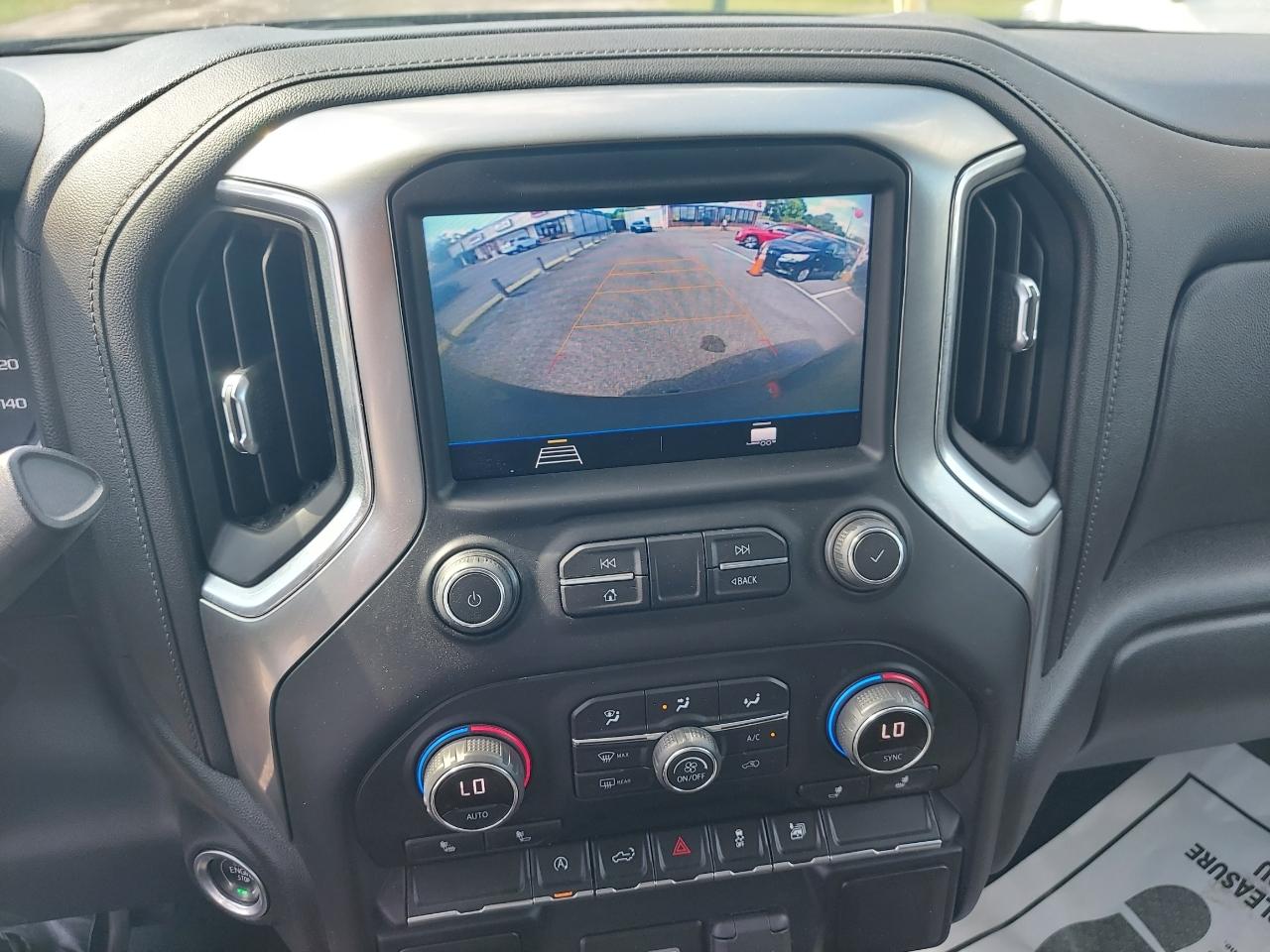 Chevrolet Silverado 1500 LT Crew Cab 2WD 2021