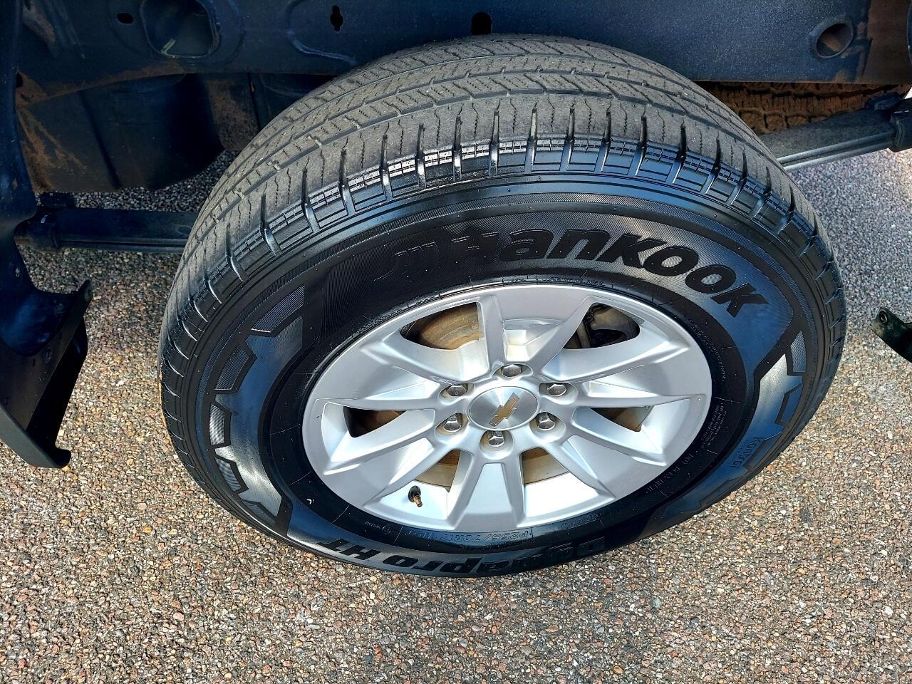 Chevrolet Silverado 1500 LT Crew Cab 2WD 2021