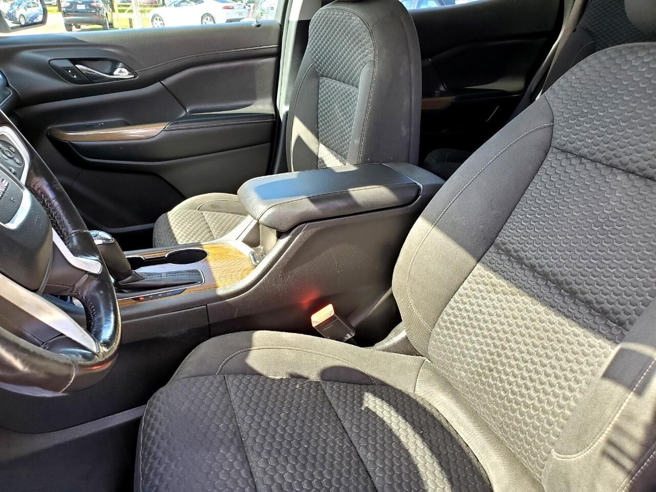 GMC Acadia SLE-1 FWD 2019