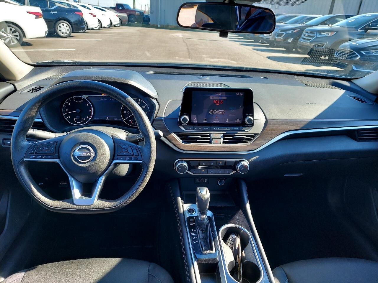 Nissan Altima 2.5 SV 2023