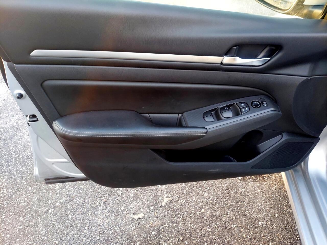 Nissan Altima 2.5 SV 2022