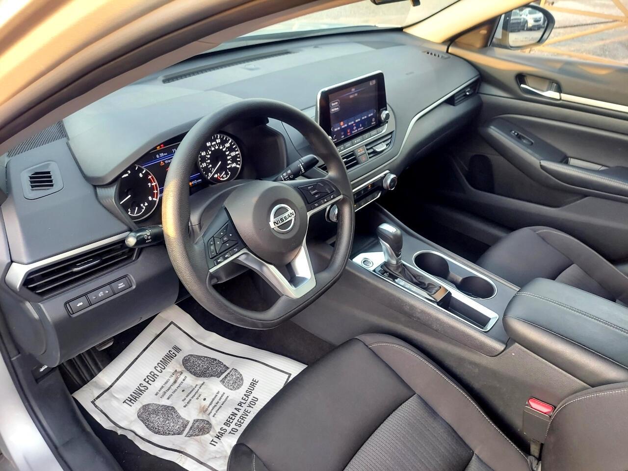 Nissan Altima 2.5 SV 2022