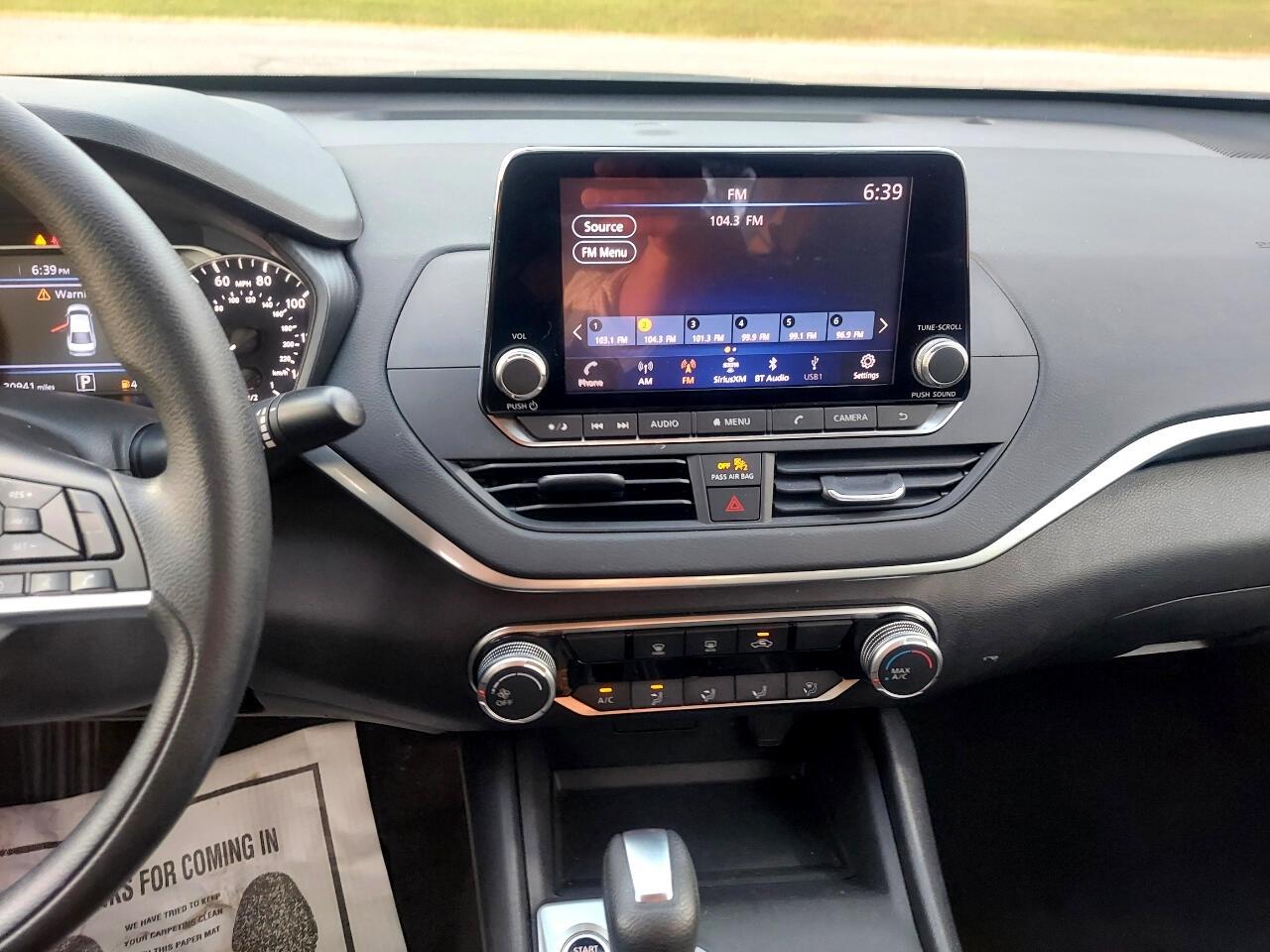 Nissan Altima 2.5 SV 2022