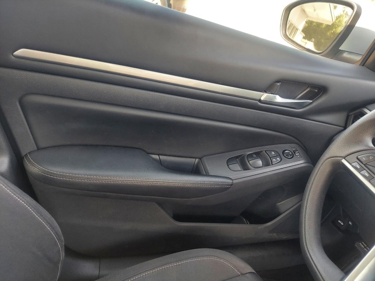 Nissan Altima 2.5 SV 2022