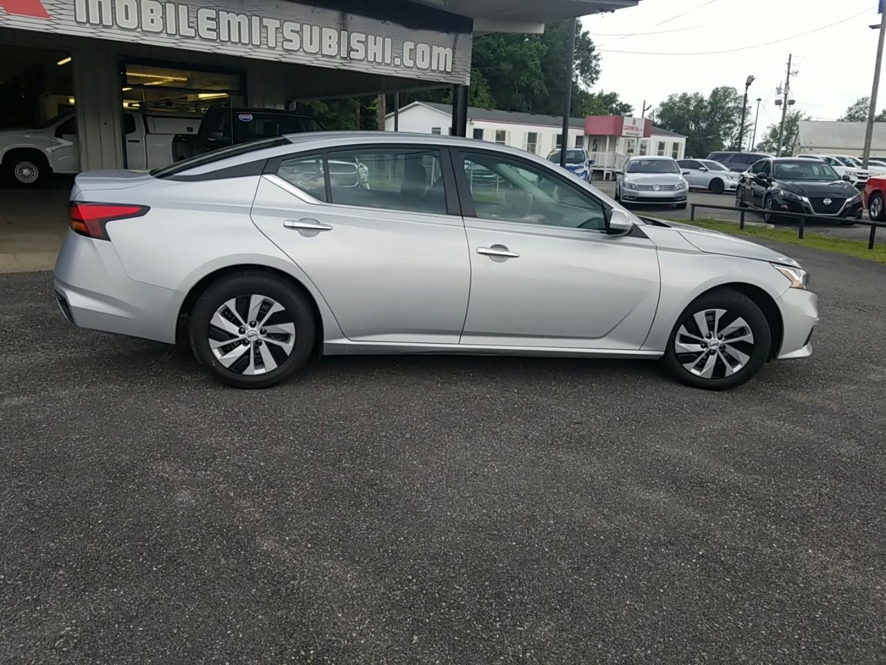 Nissan Altima 2.5 S 2021