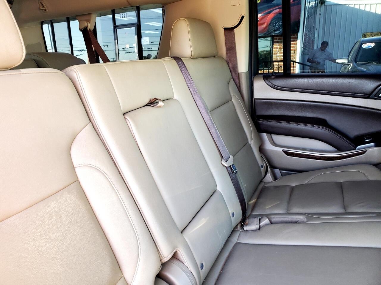 Chevrolet Suburban LT 2WD 2018