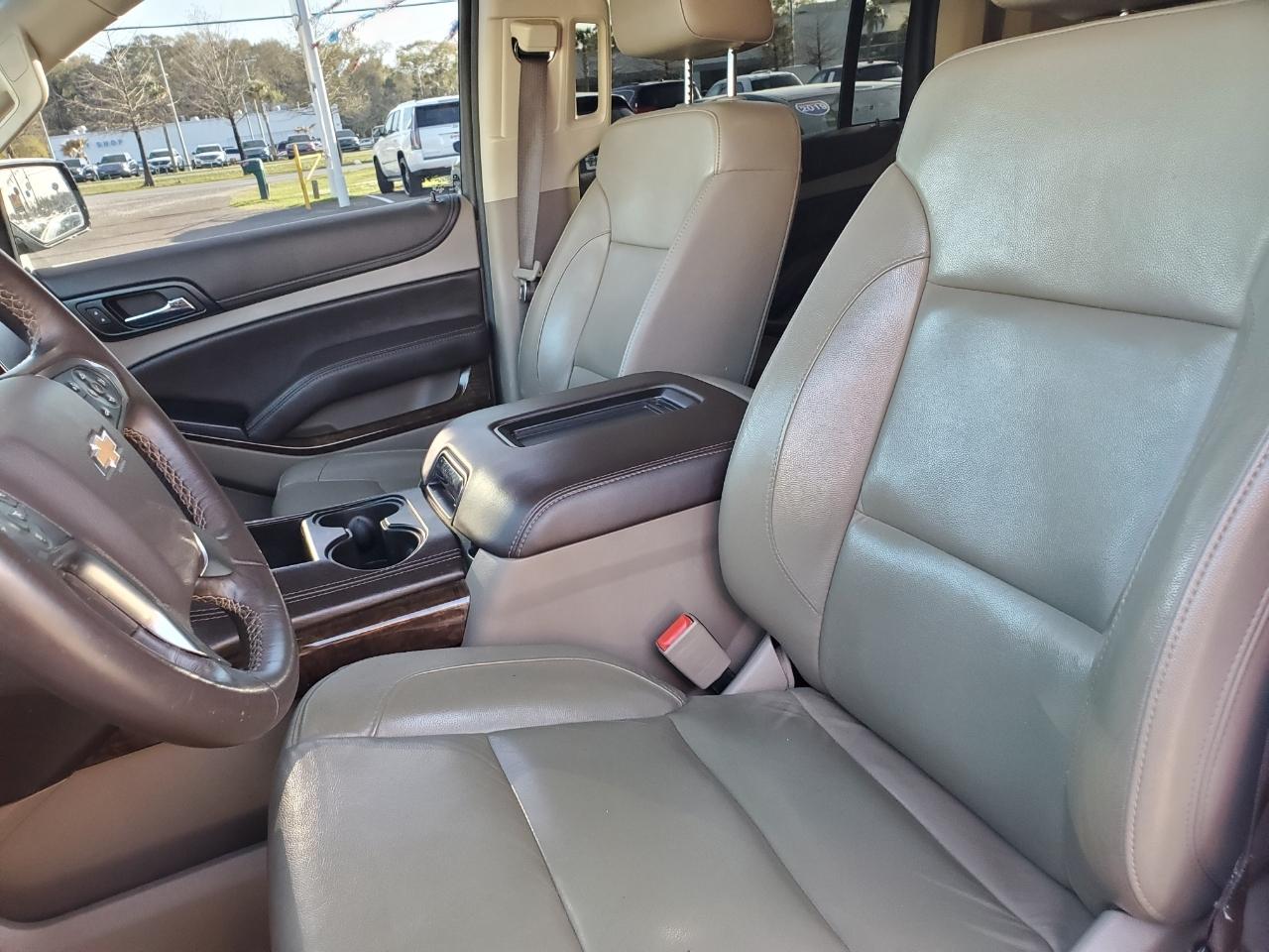 Chevrolet Suburban LT 2WD 2018