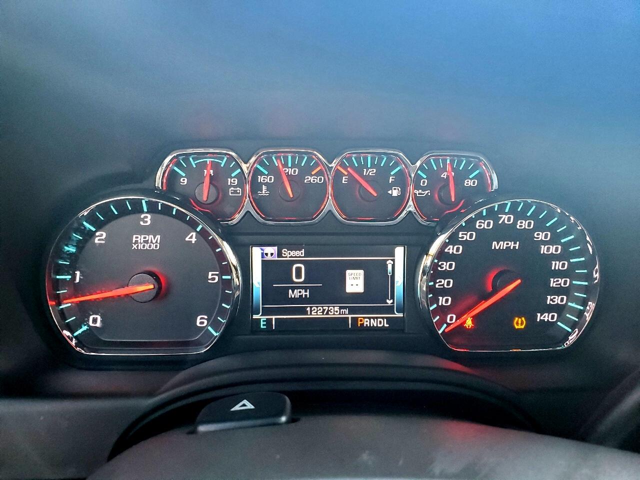 Chevrolet Suburban LT 2WD 2018