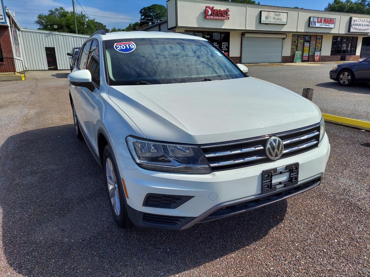 Volkswagen Tiguan S 2019