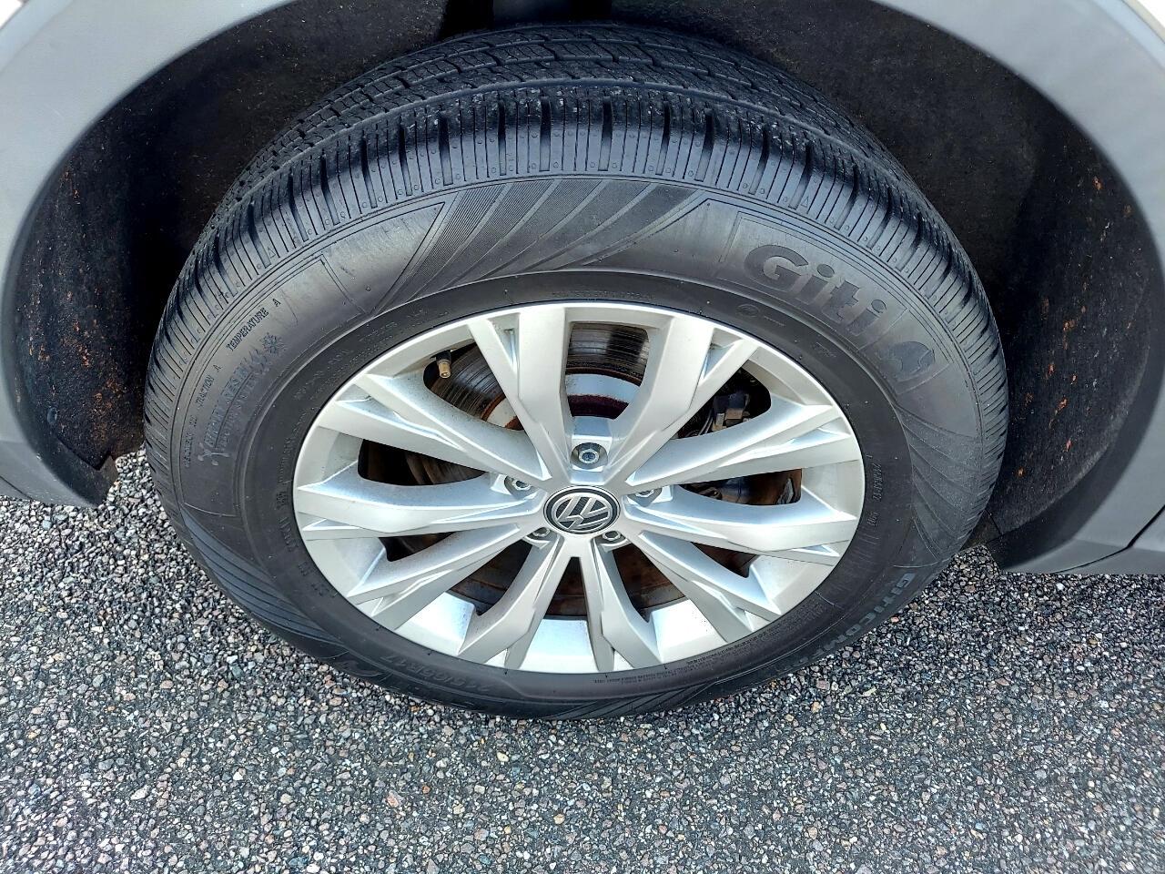 Volkswagen Tiguan S 2019