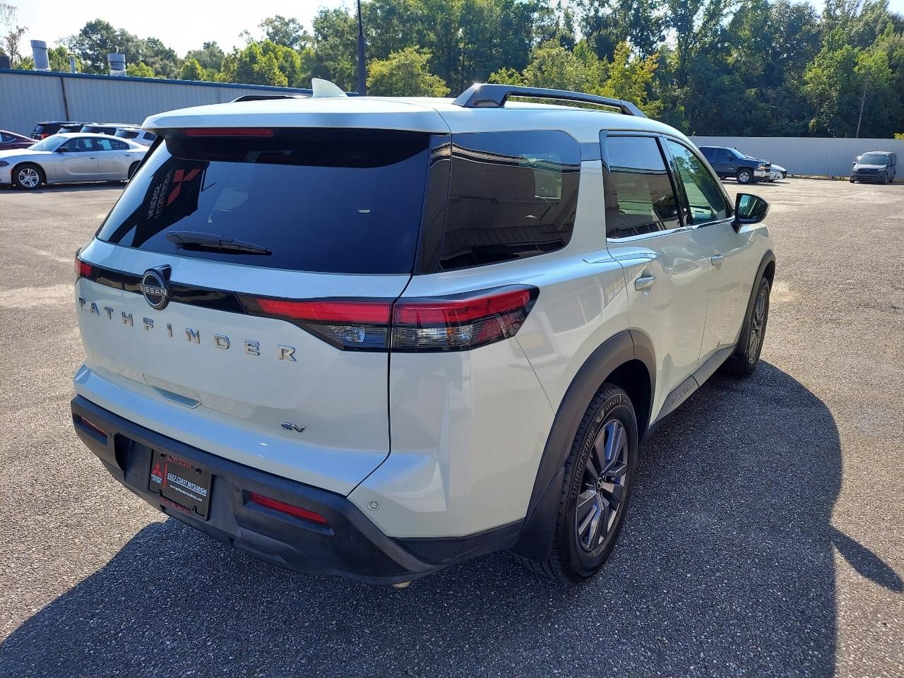 Nissan Pathfinder SV 2022