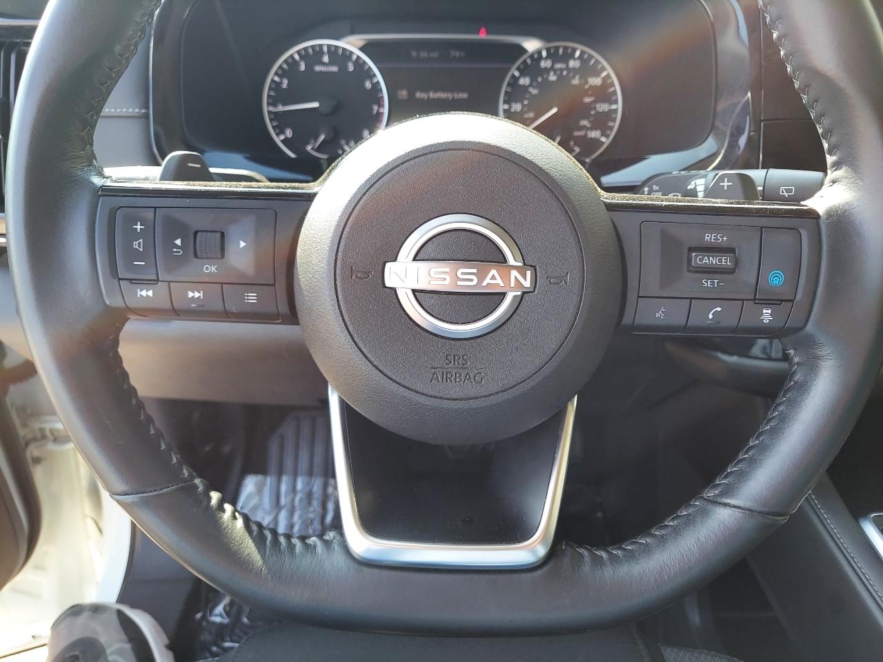 Nissan Pathfinder SV 2022