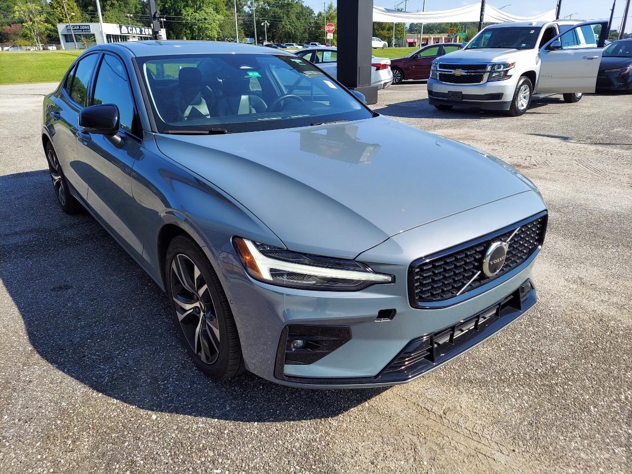 Volvo S60 B5 Plus Dark 2023