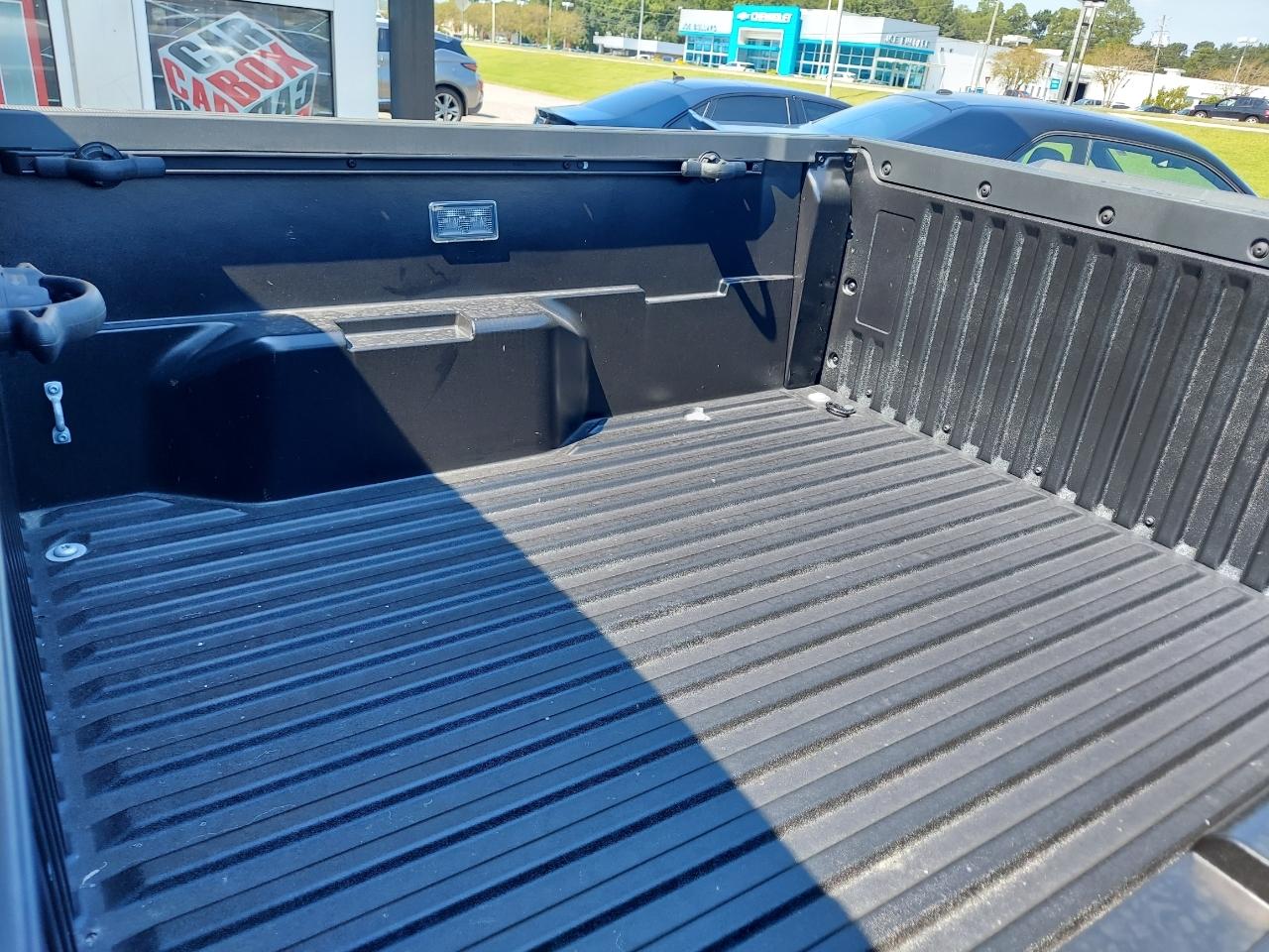 Toyota Tacoma SR Double Cab 2WD 2025