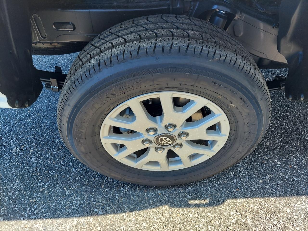 Toyota Tacoma SR Double Cab 2WD 2025