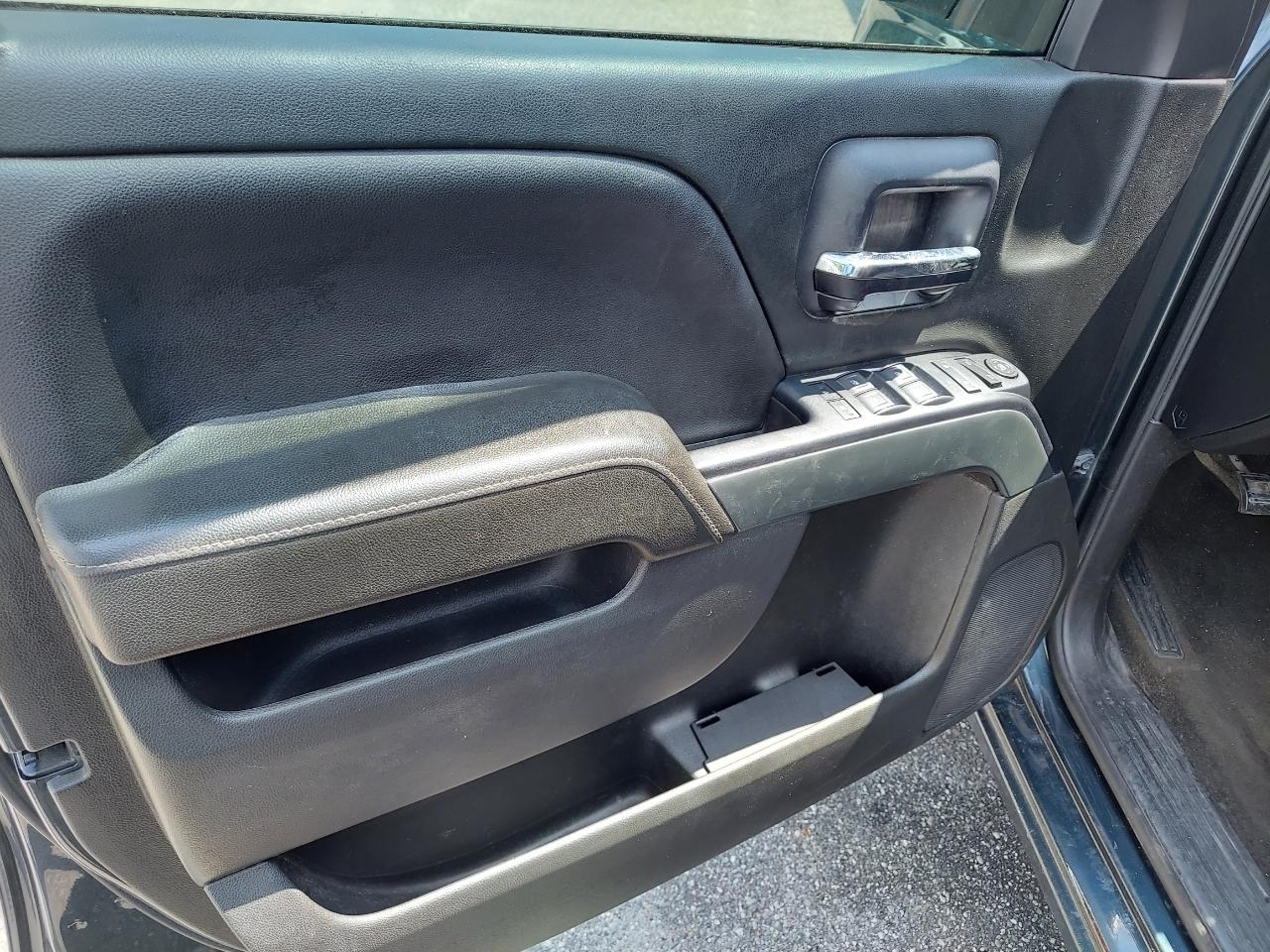 Chevrolet Silverado 1500 LT Crew Cab 2WD 2018